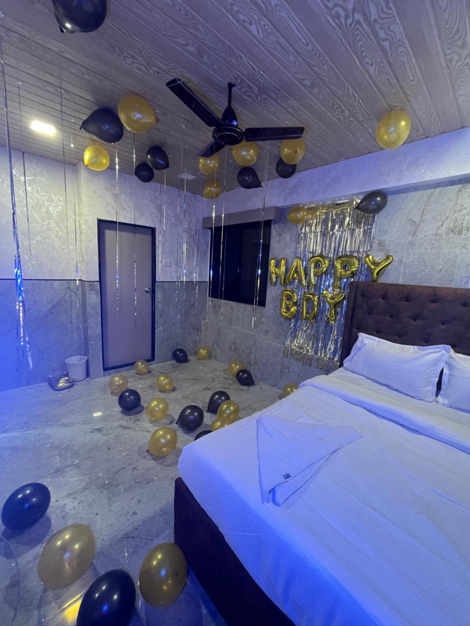 Hotel Newyork By Stayzy Rooms Bombay Extérieur photo