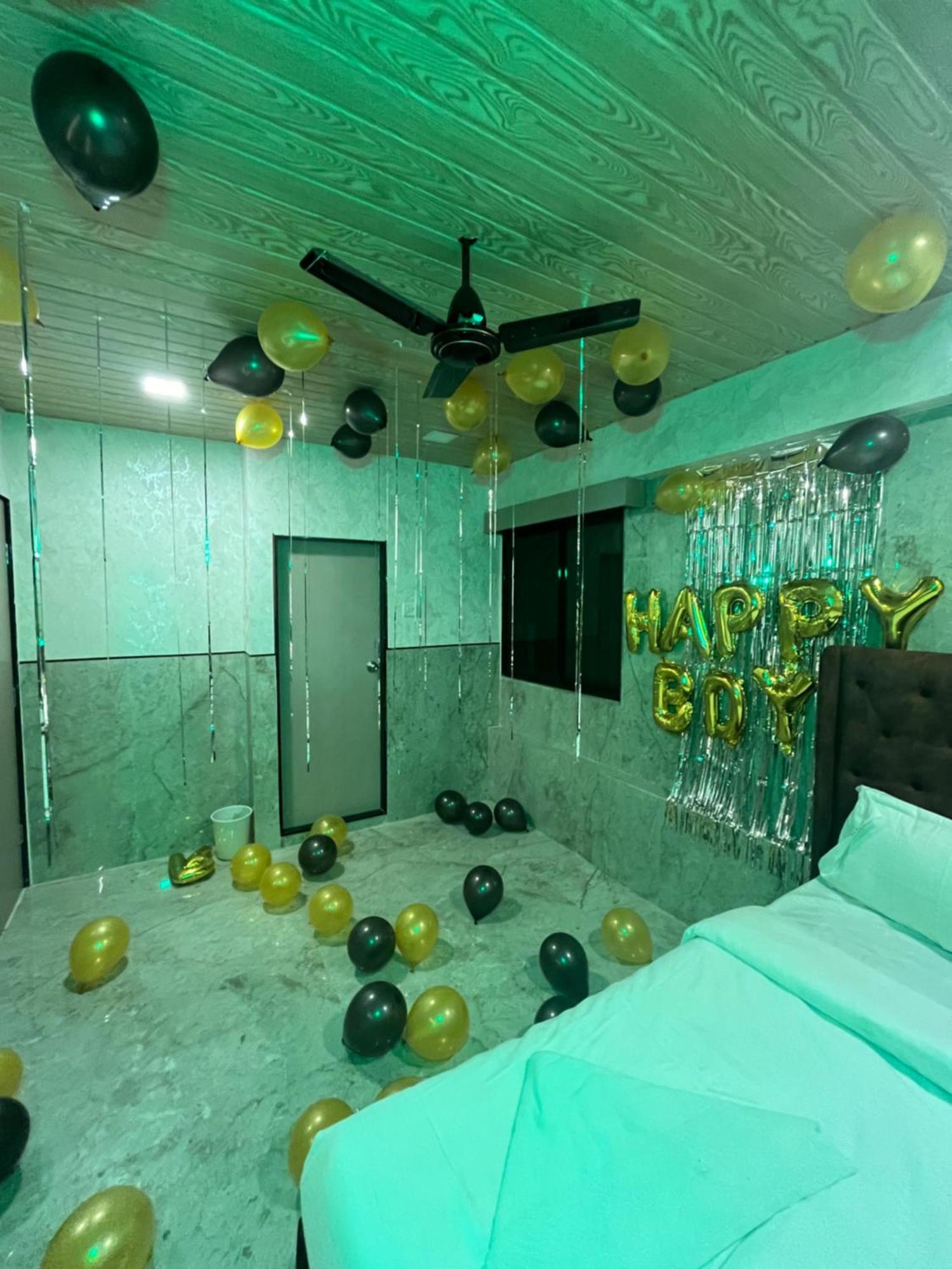 Hotel Newyork By Stayzy Rooms Bombay Extérieur photo