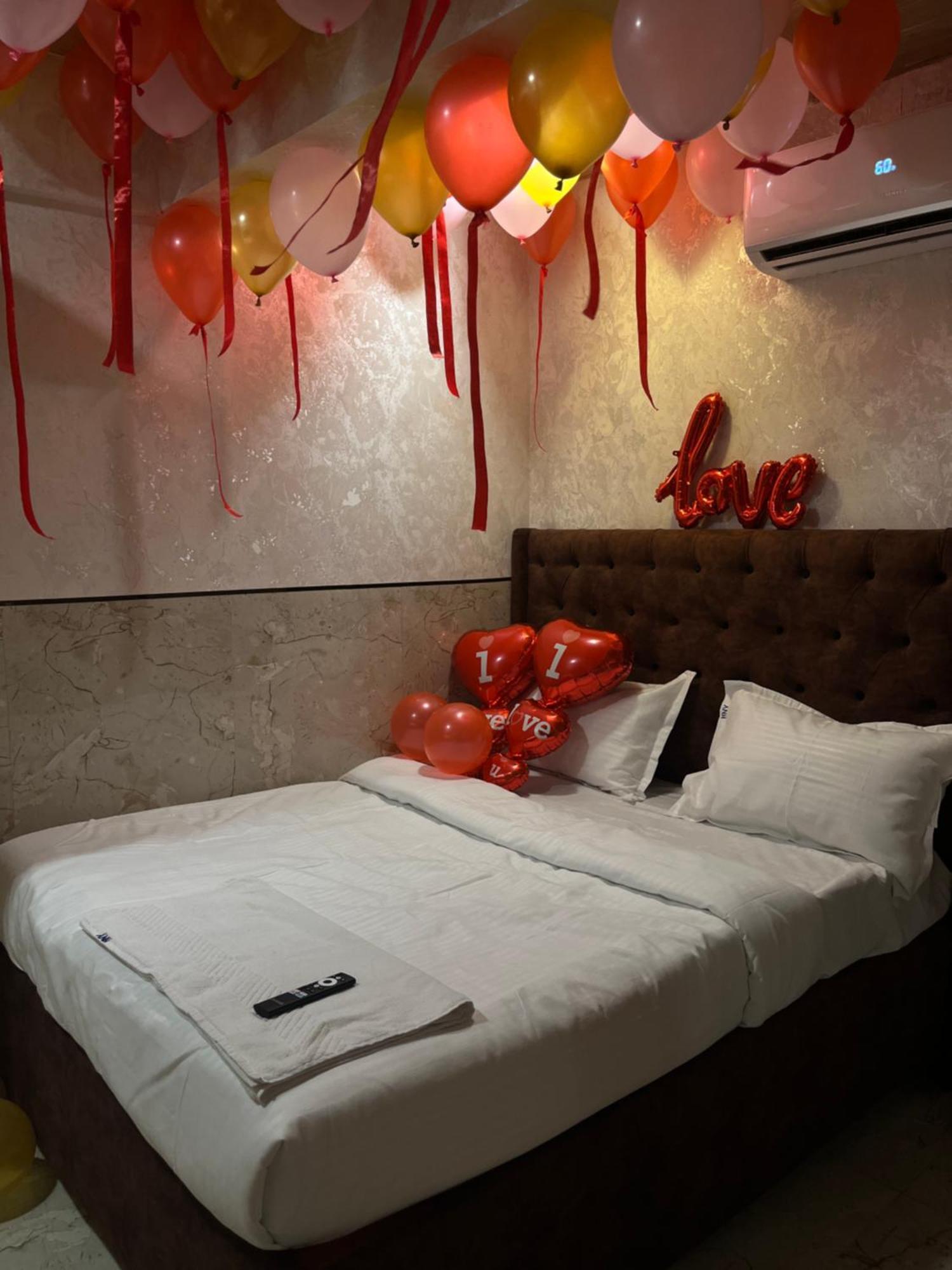 Hotel Newyork By Stayzy Rooms Bombay Extérieur photo
